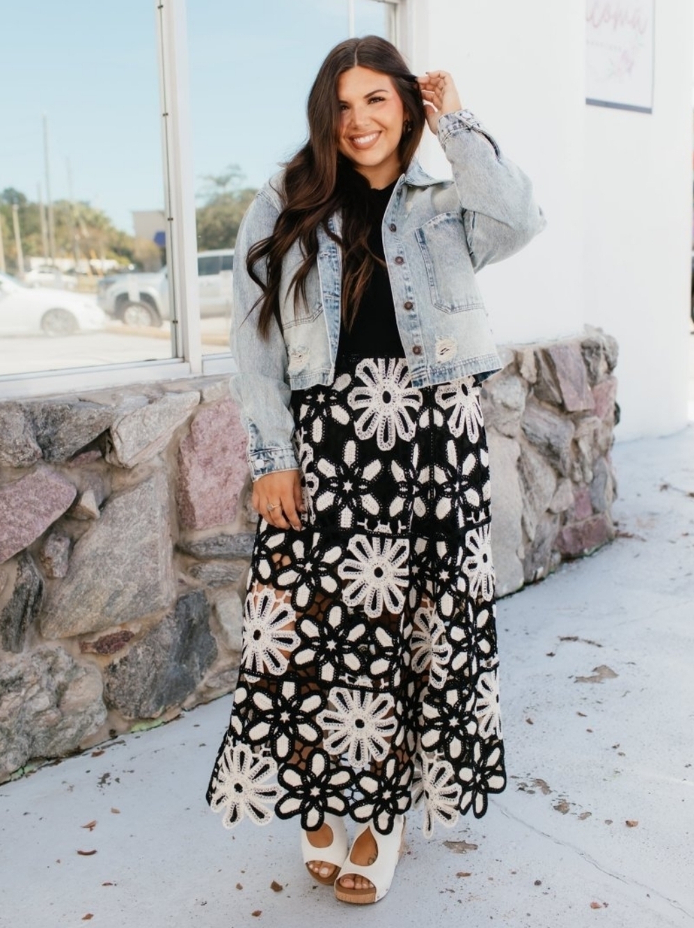 Pol x Macoma Falling Florals Black & White Crochet Skirt, Size 1X. NWT